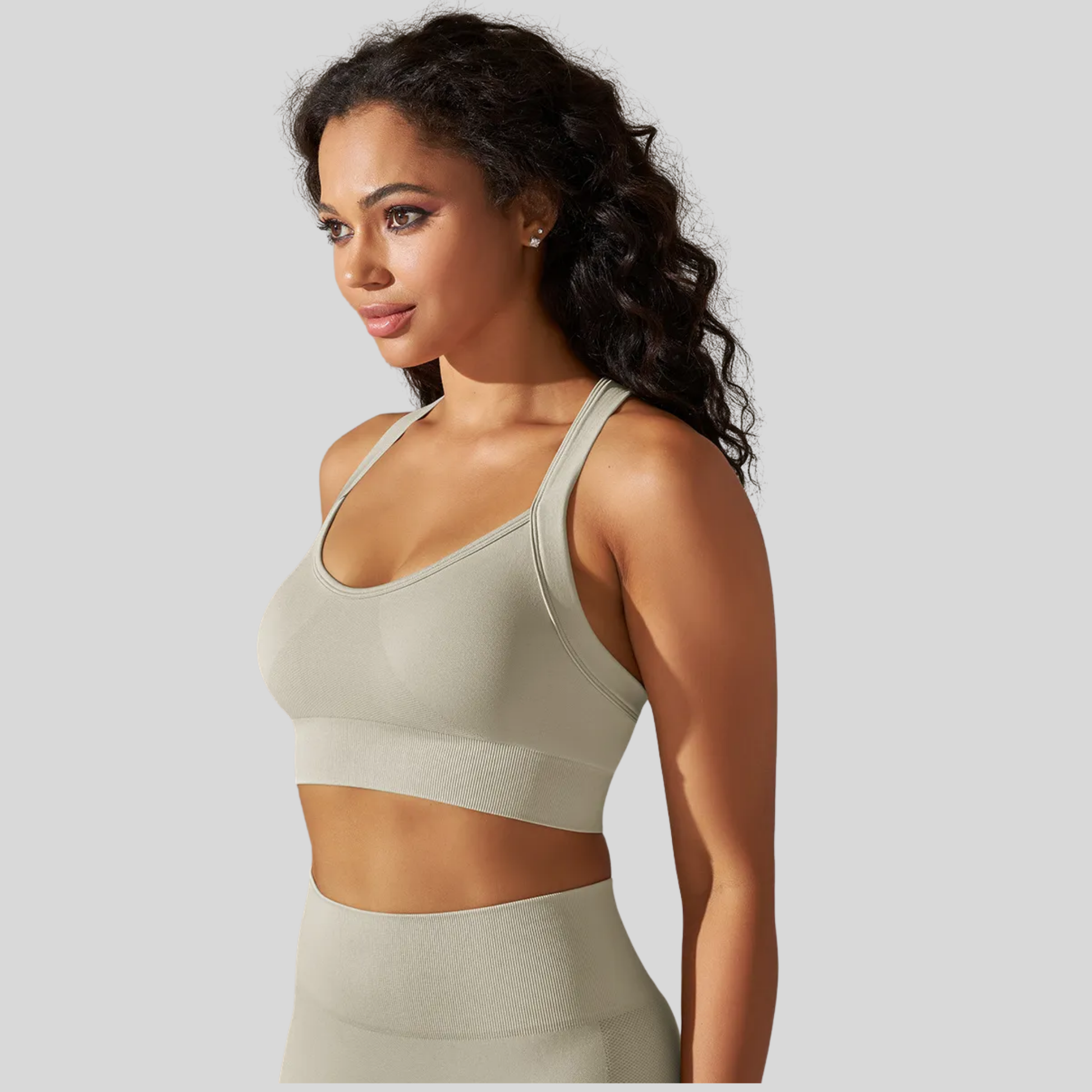 Seamless Sculpt Cross-Back Sports Bra – Ultimate Support & Style - Alzya