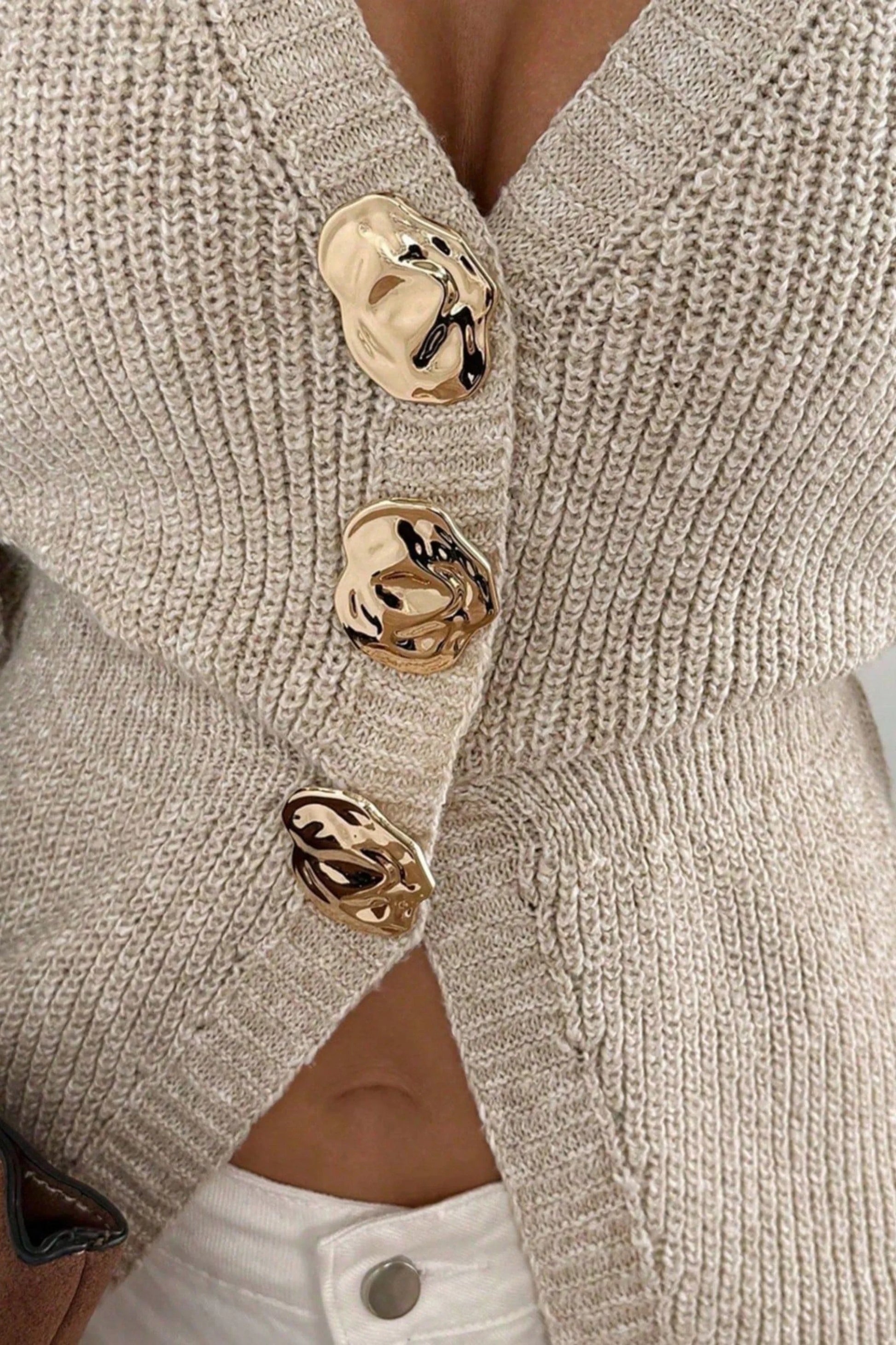 Oatmeal V-Neck Ribbed Knit Vest with Gold Buttons – Sleeveless Oatmeal