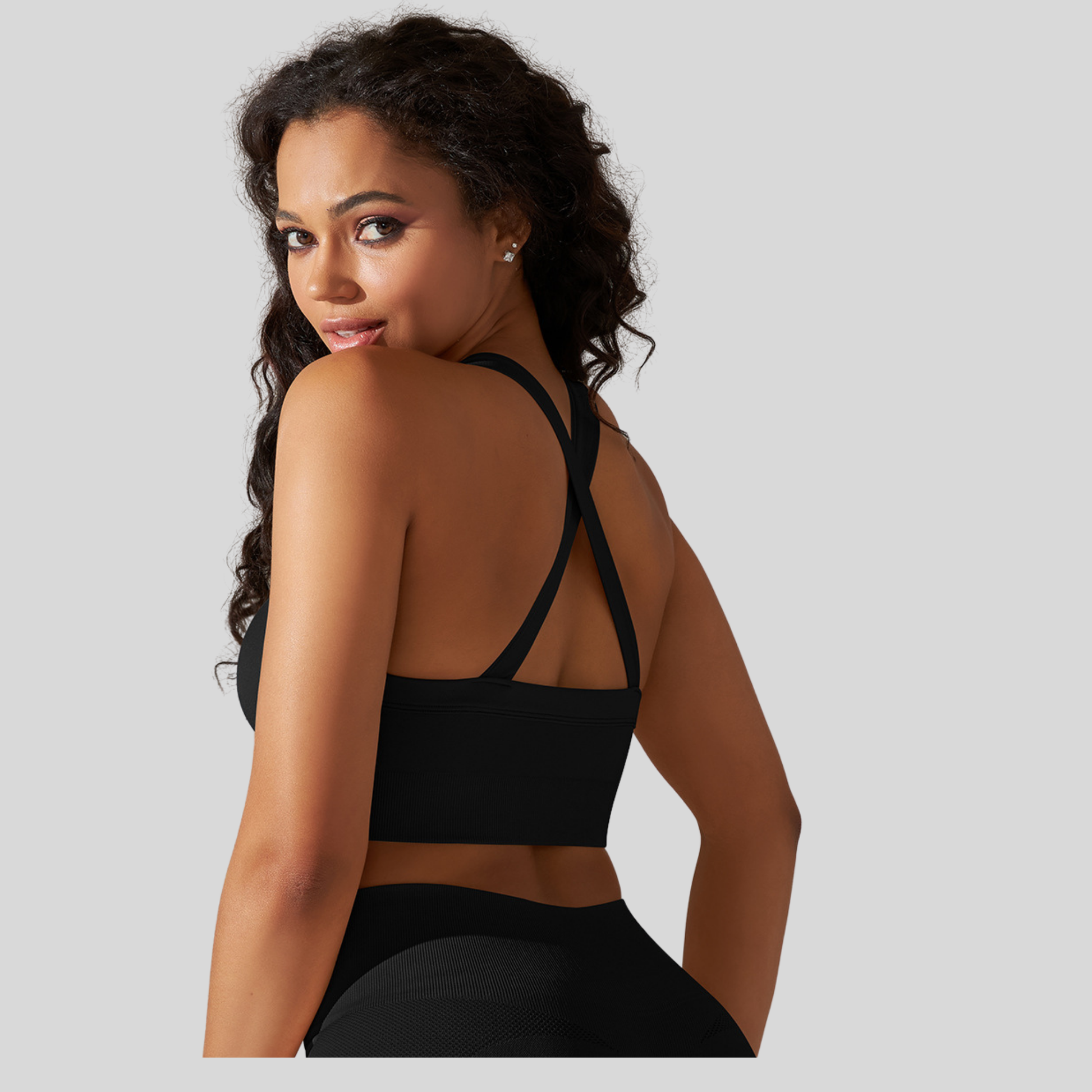 Seamless Sculpt Cross-Back Sports Bra – Ultimate Support & Style - Alzya