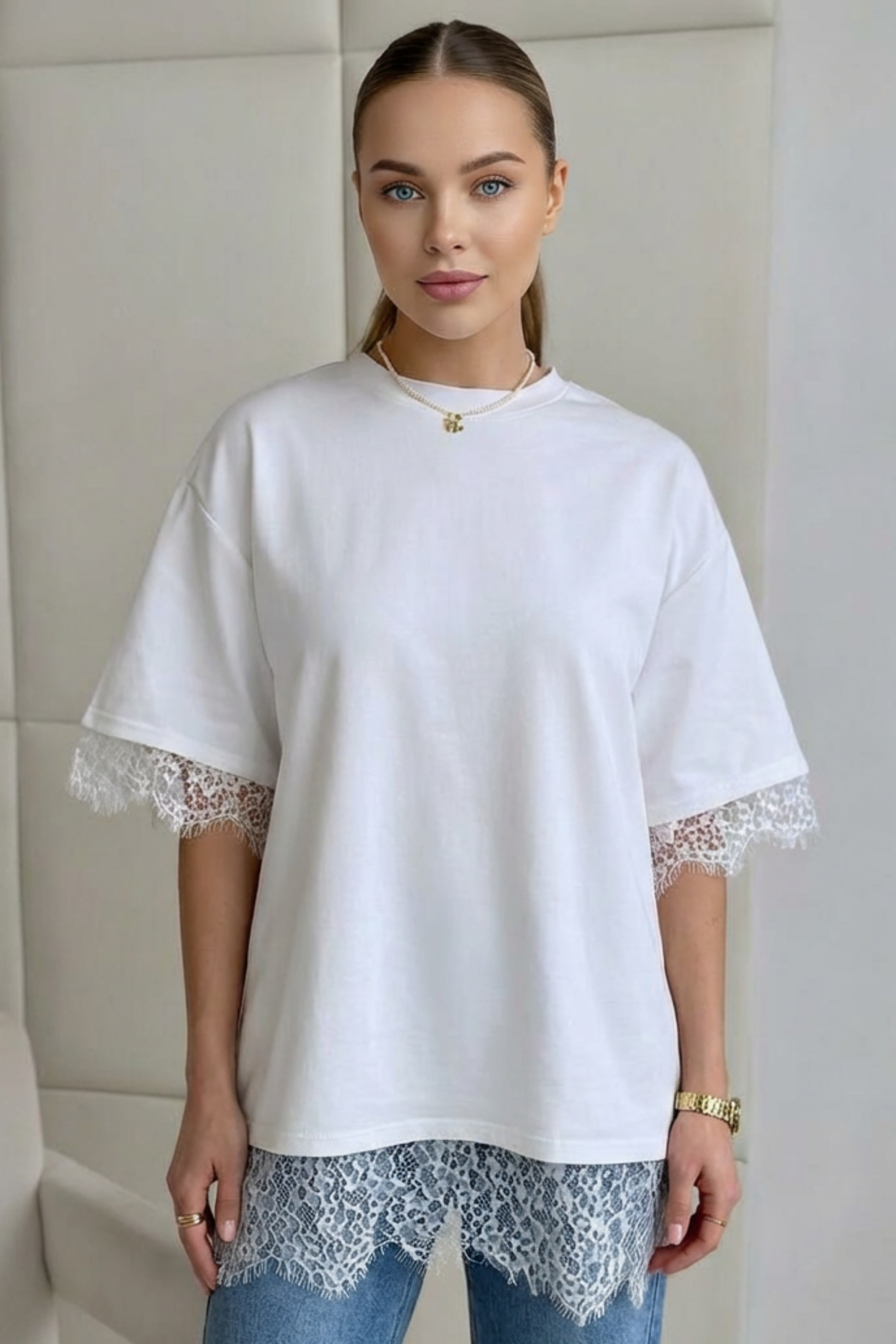 Oversized Lace Splicing Tee