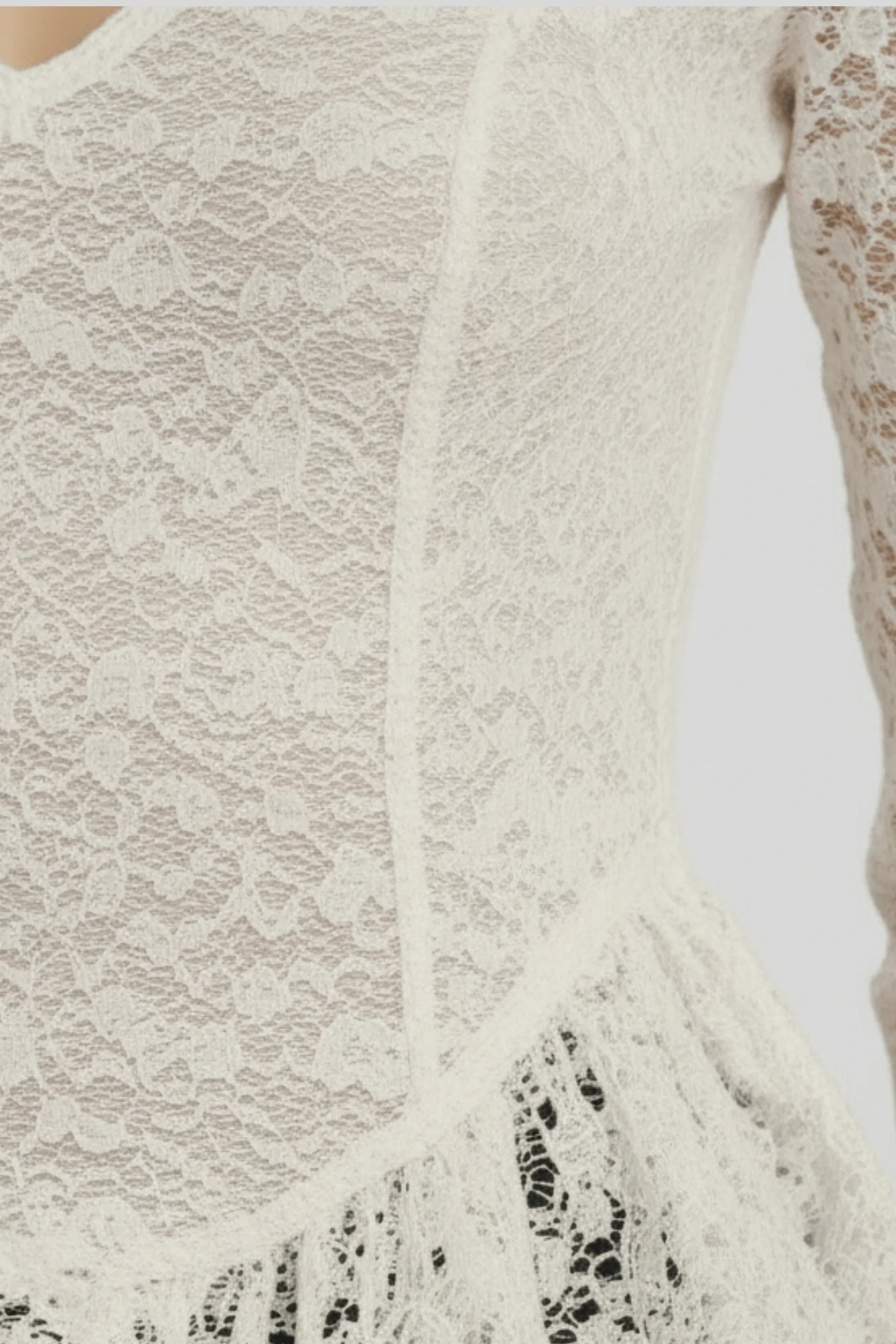 Alzya black lace long sleeve top