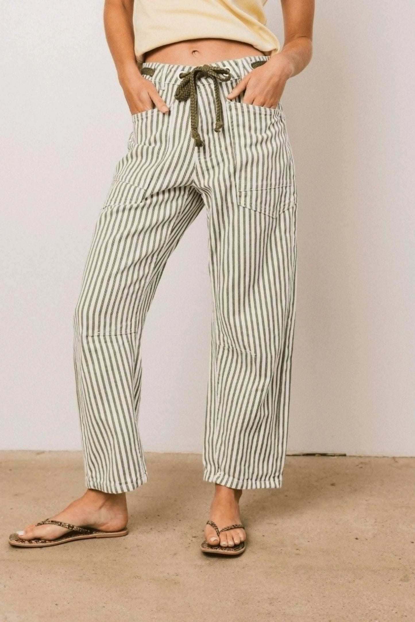 Alzya_Cotton_Straight-Leg_Patchwork_Jeans_with_Drawstring_Olive_Green