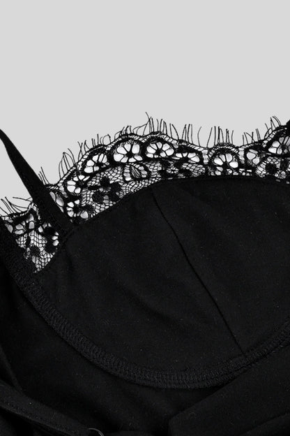 Lace trim fitted cropped camisole Black