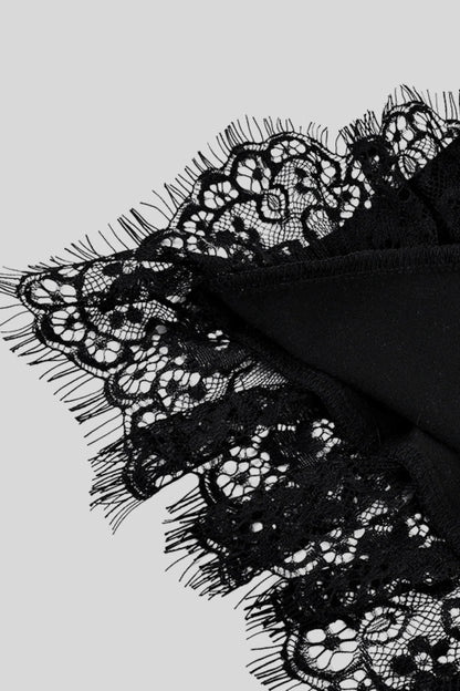 Lace trim fitted cropped camisole Black