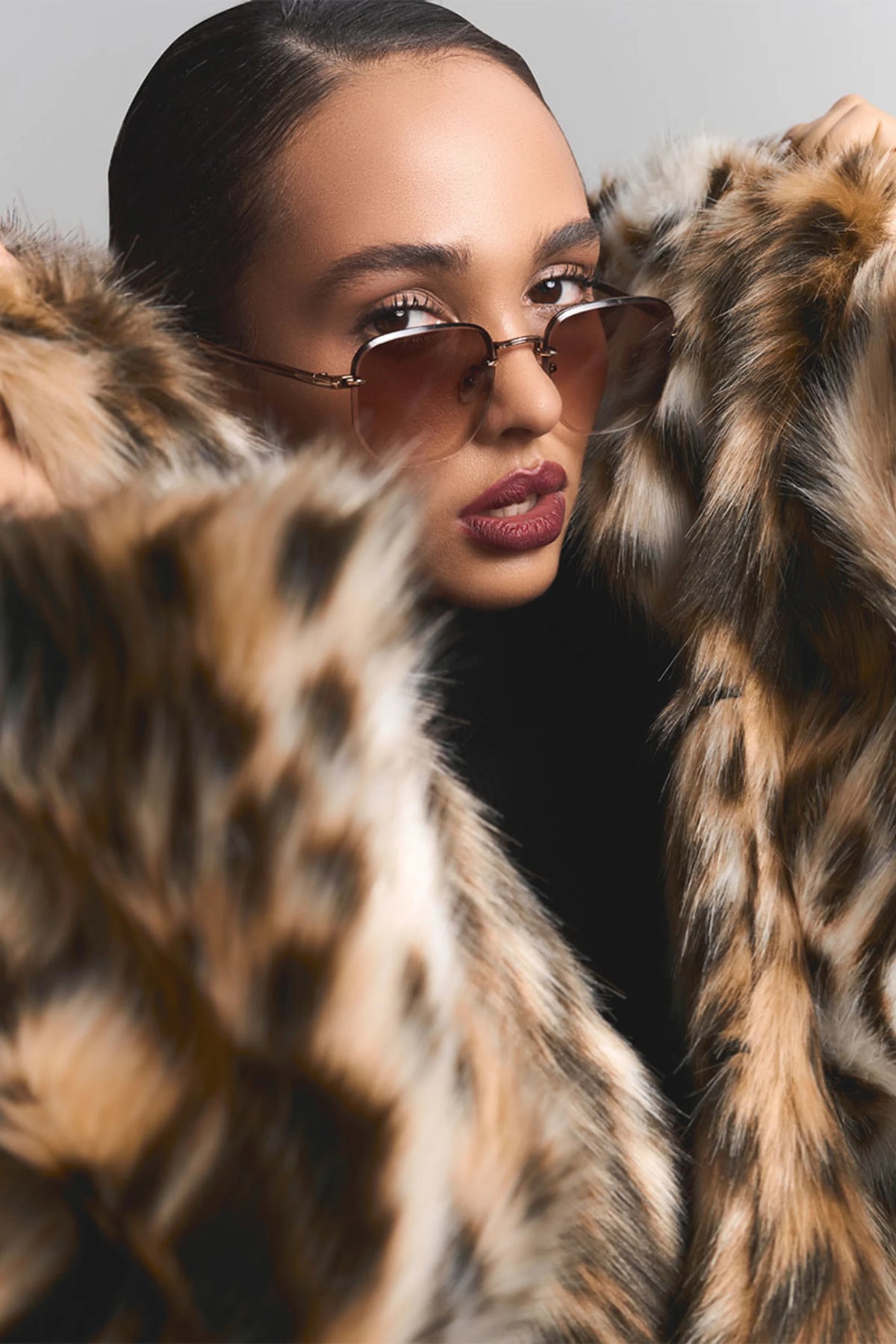 Alzya Oversized Leopard Print Faux Fur Jacket