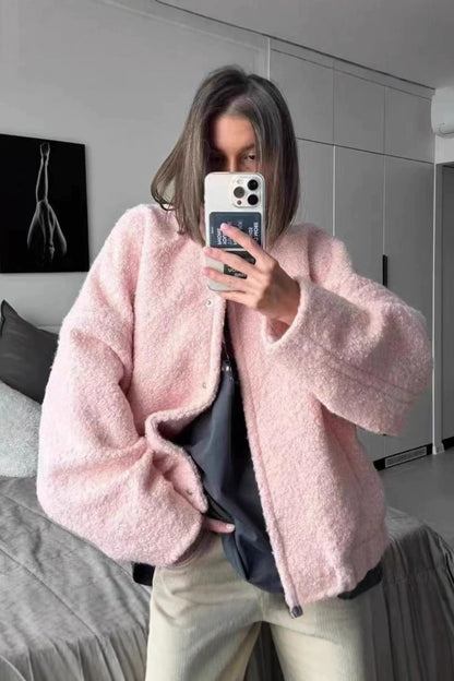 Pink Boucle Jacket That Structures the Shoulder Instantly Light