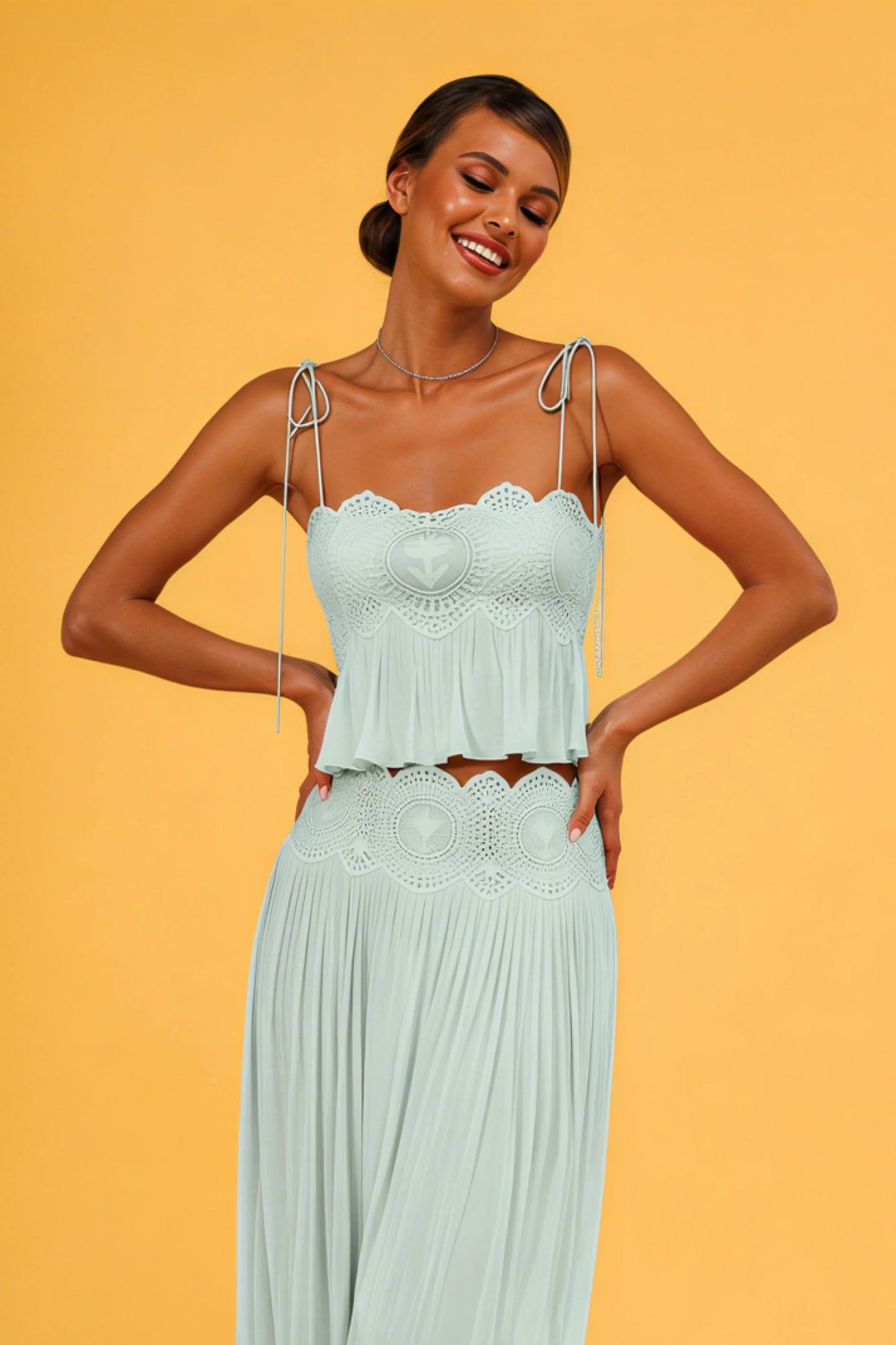 Retro Chiffon Pleated Pants Set with Lace Details green
