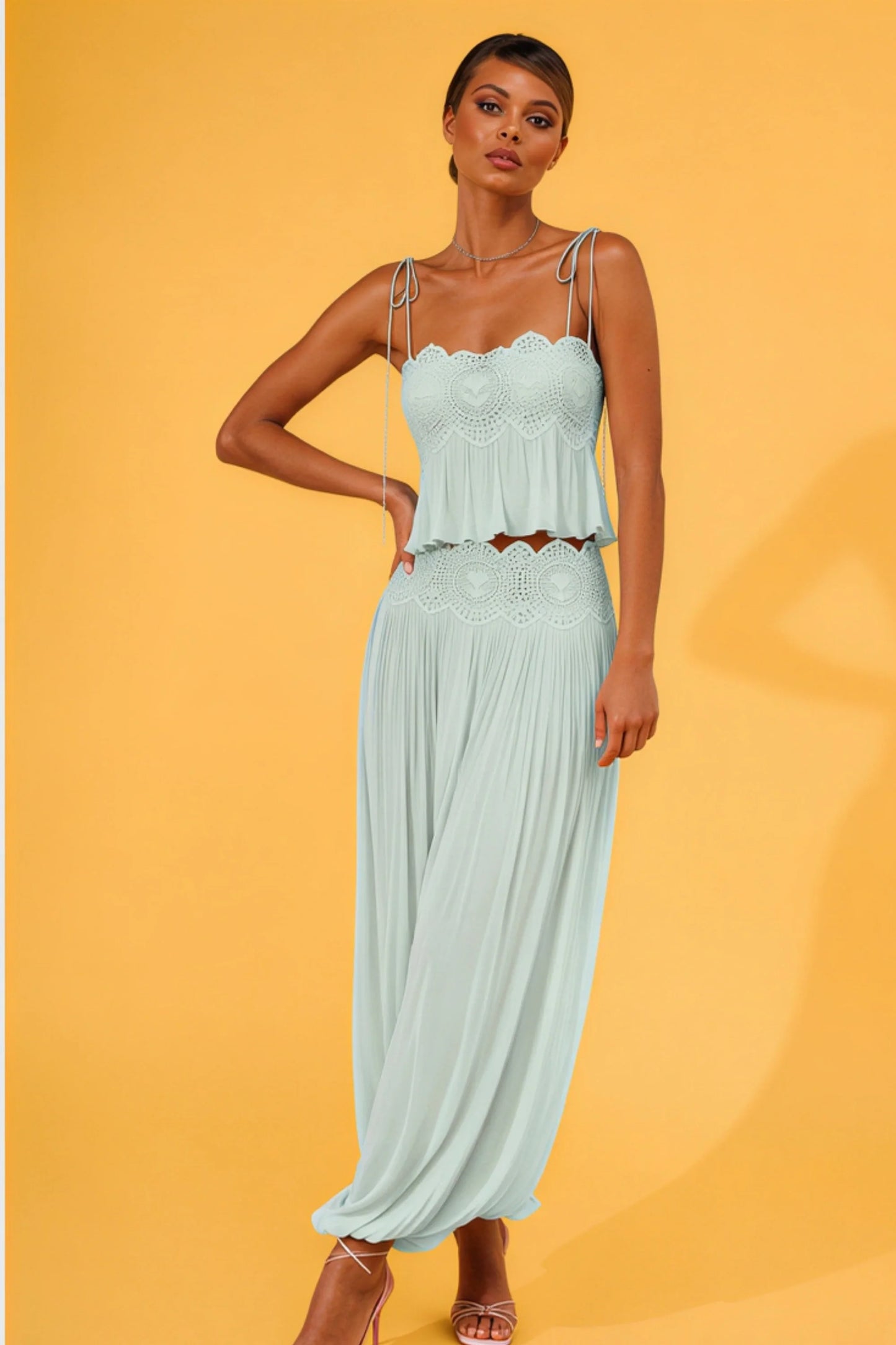 Retro Chiffon Pleated Pants Set with Lace Details green