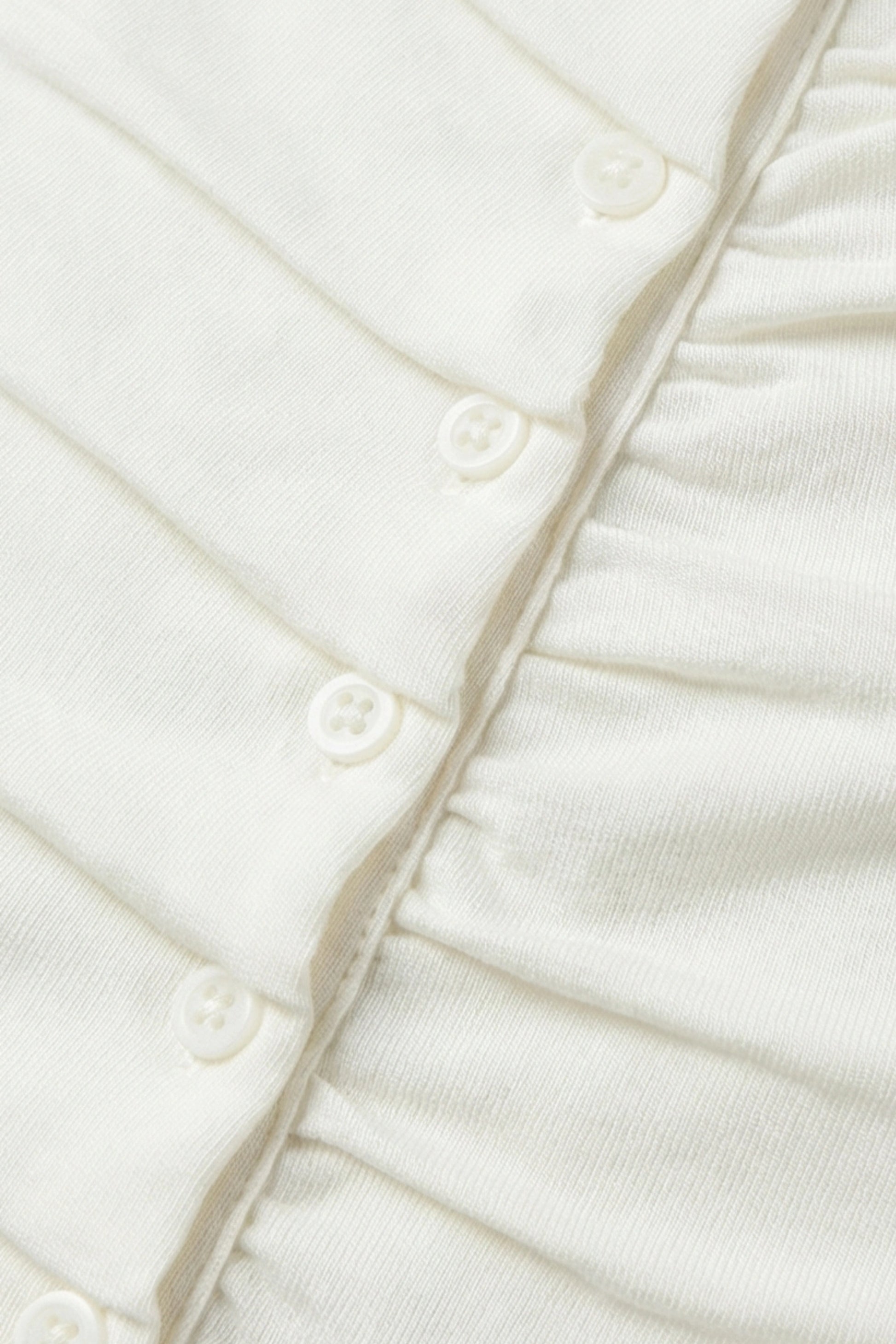 Alzya Sleeveless Ruched V-Neck Top_white