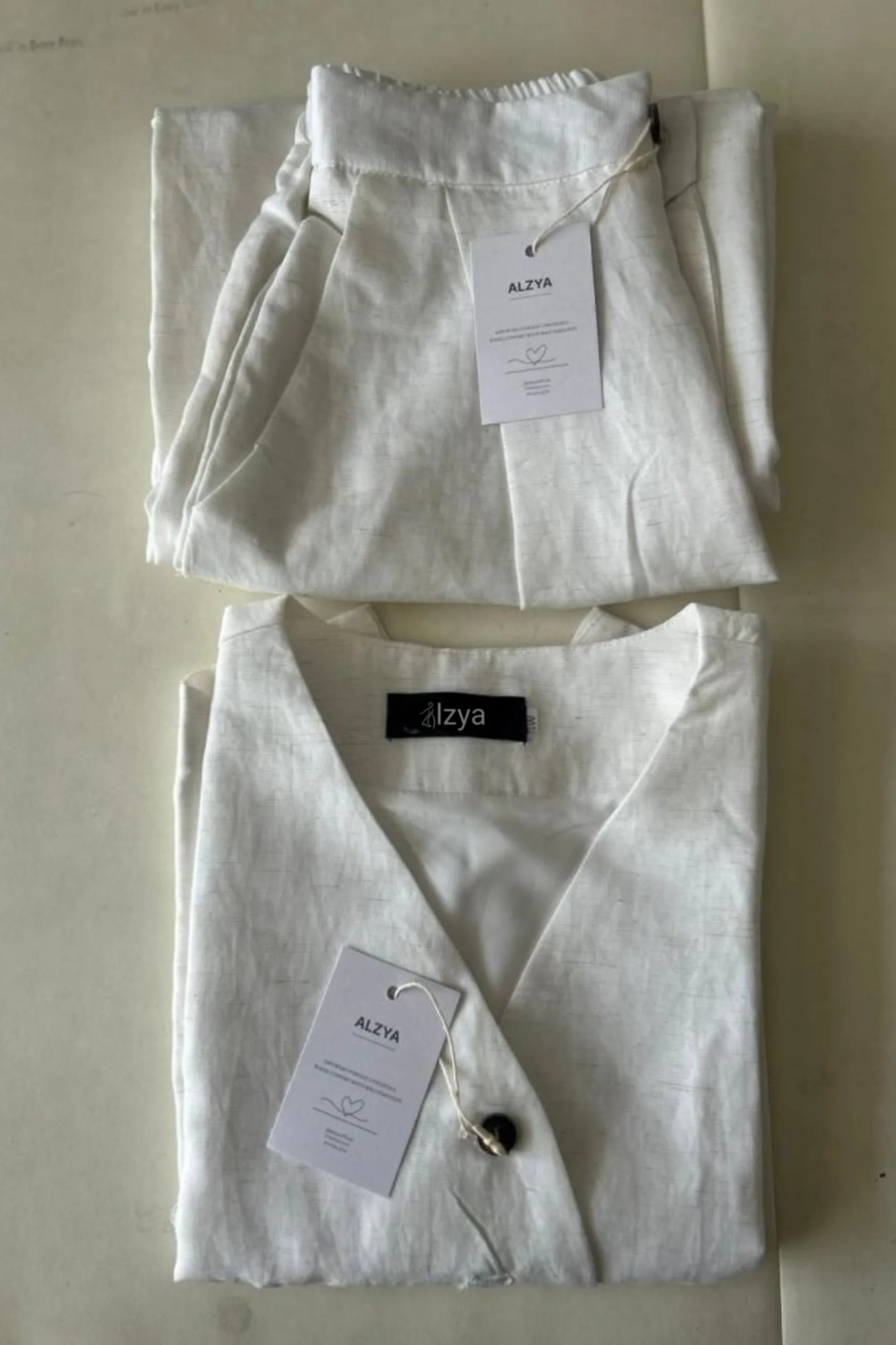 Linen Set That Cinches the Waist & Lengthens the Legs White