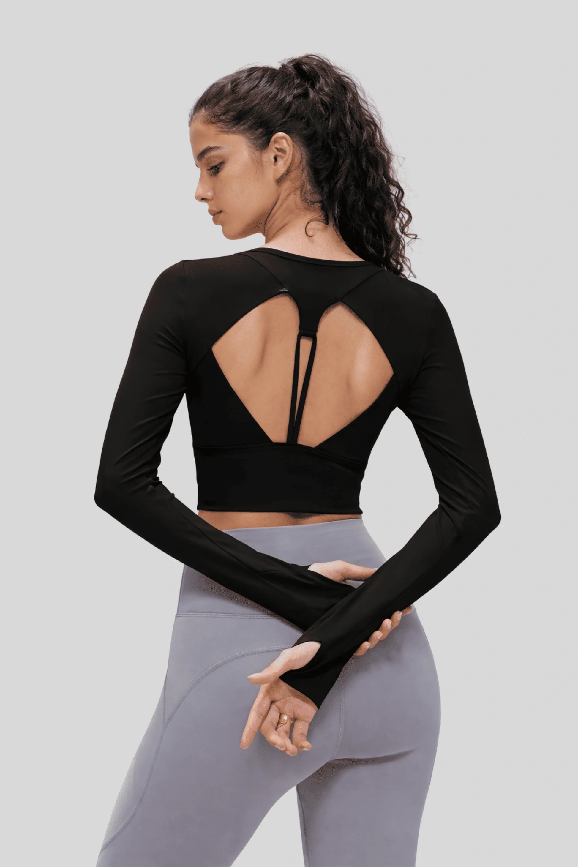 Alzya Long sleeve yoga top open back