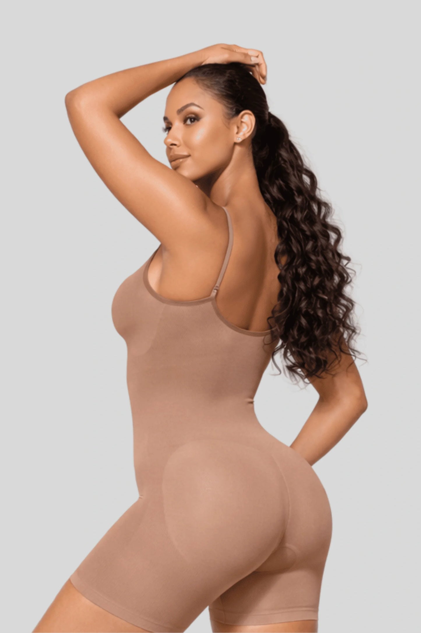 Alzya Mid-thigh sculpting bodysuit smoothing effect_Sienna