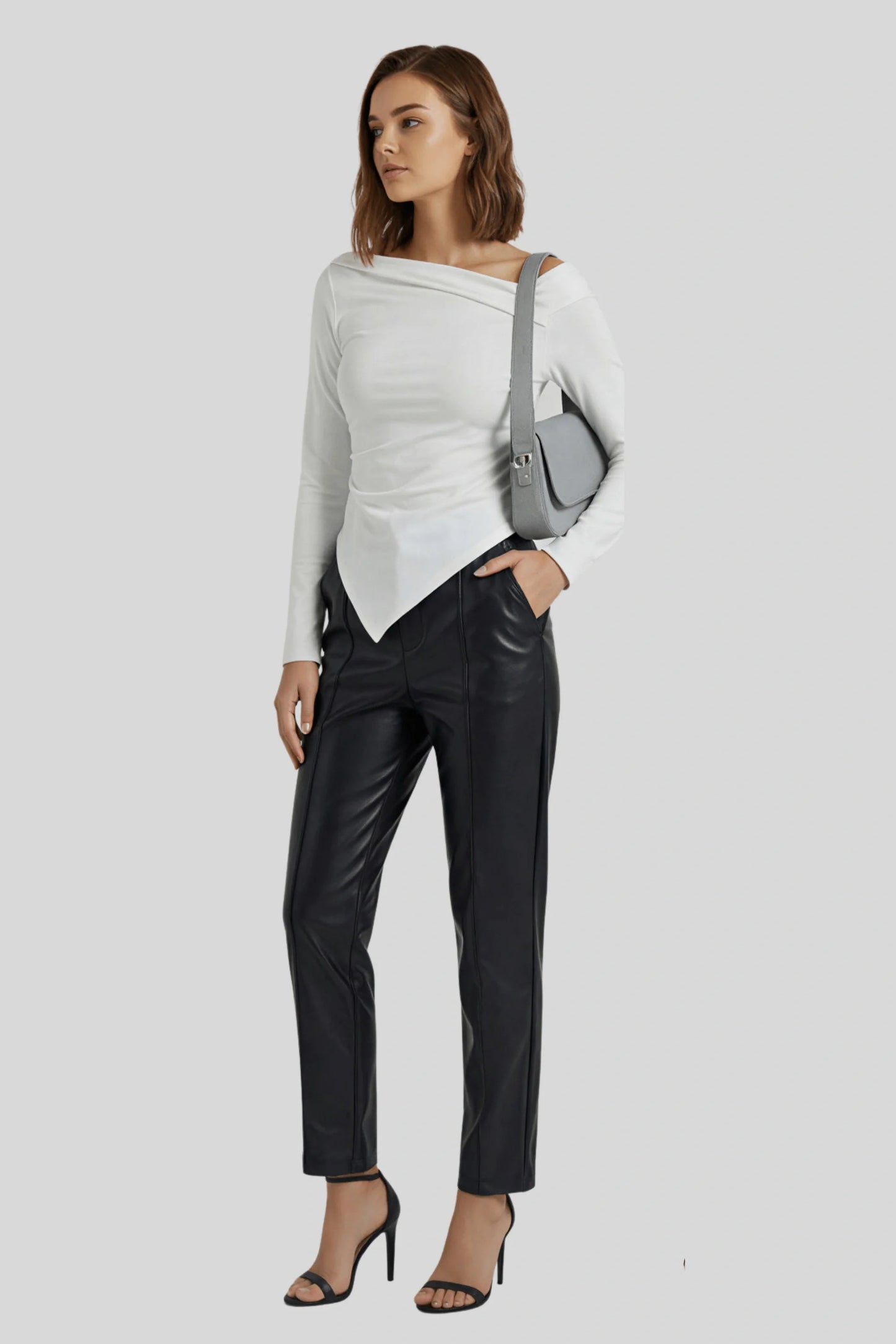 Alzya_Women_s_high-waisted_straight-leg_pants_in_matte_PU_leather