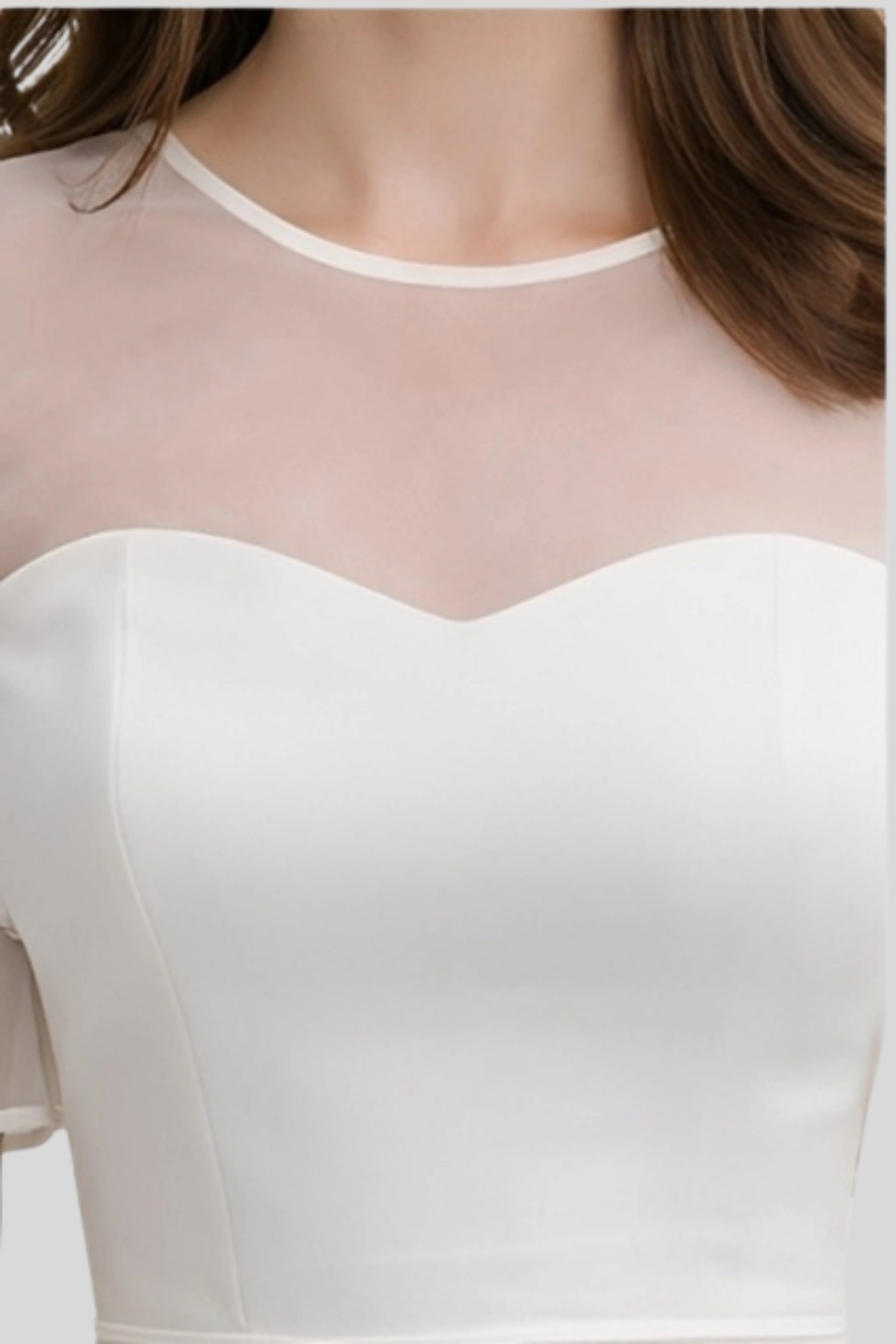 The White Midi Dress That Balances Structure and Lightness White