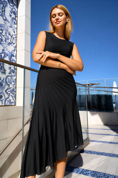 Black Pleated Sleeveless Midi Dress with Ruched Detail Black