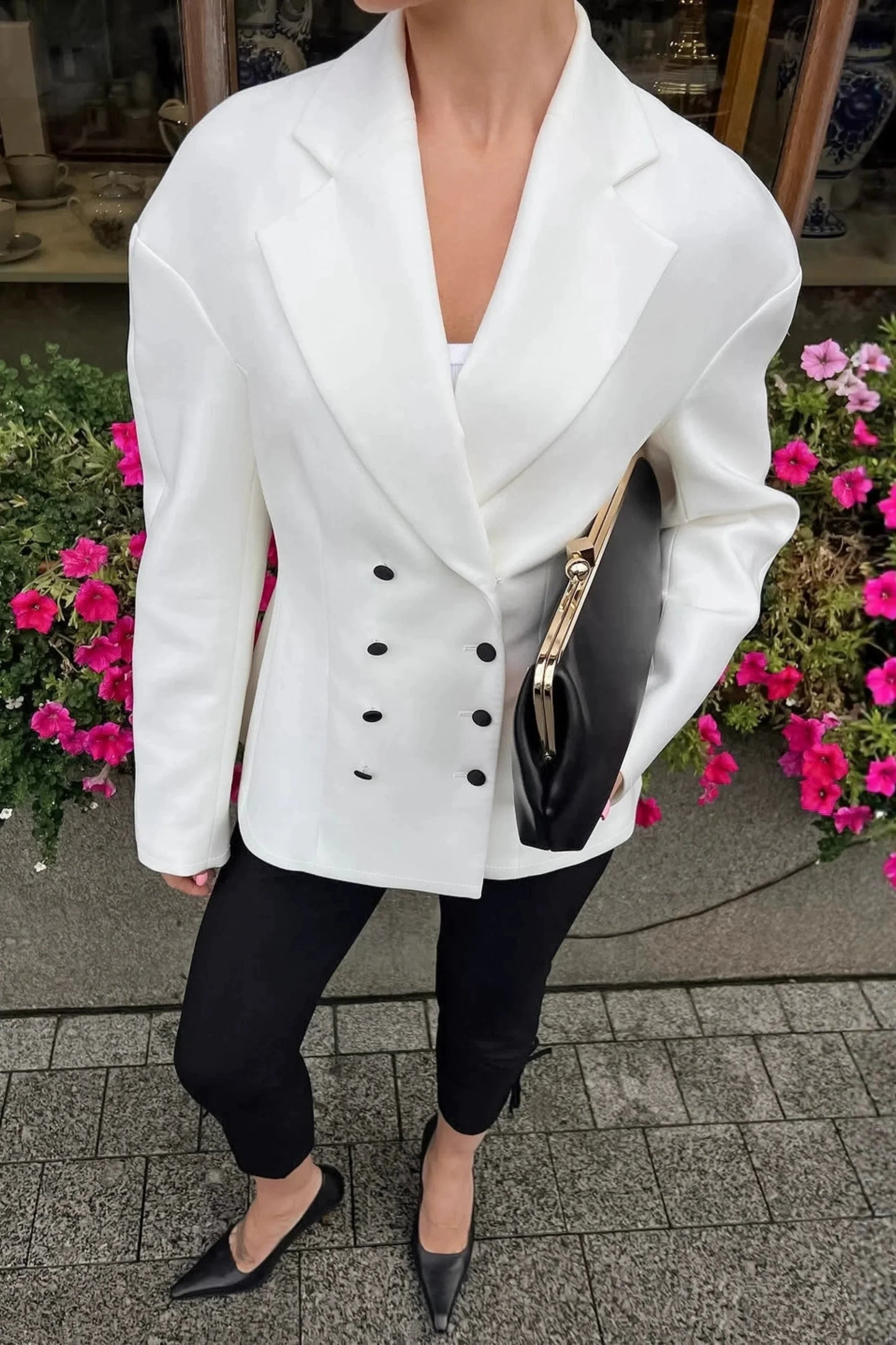 Alzya White Double Breasted Structured Blazer � Oversized Notch Lapel � WHITE