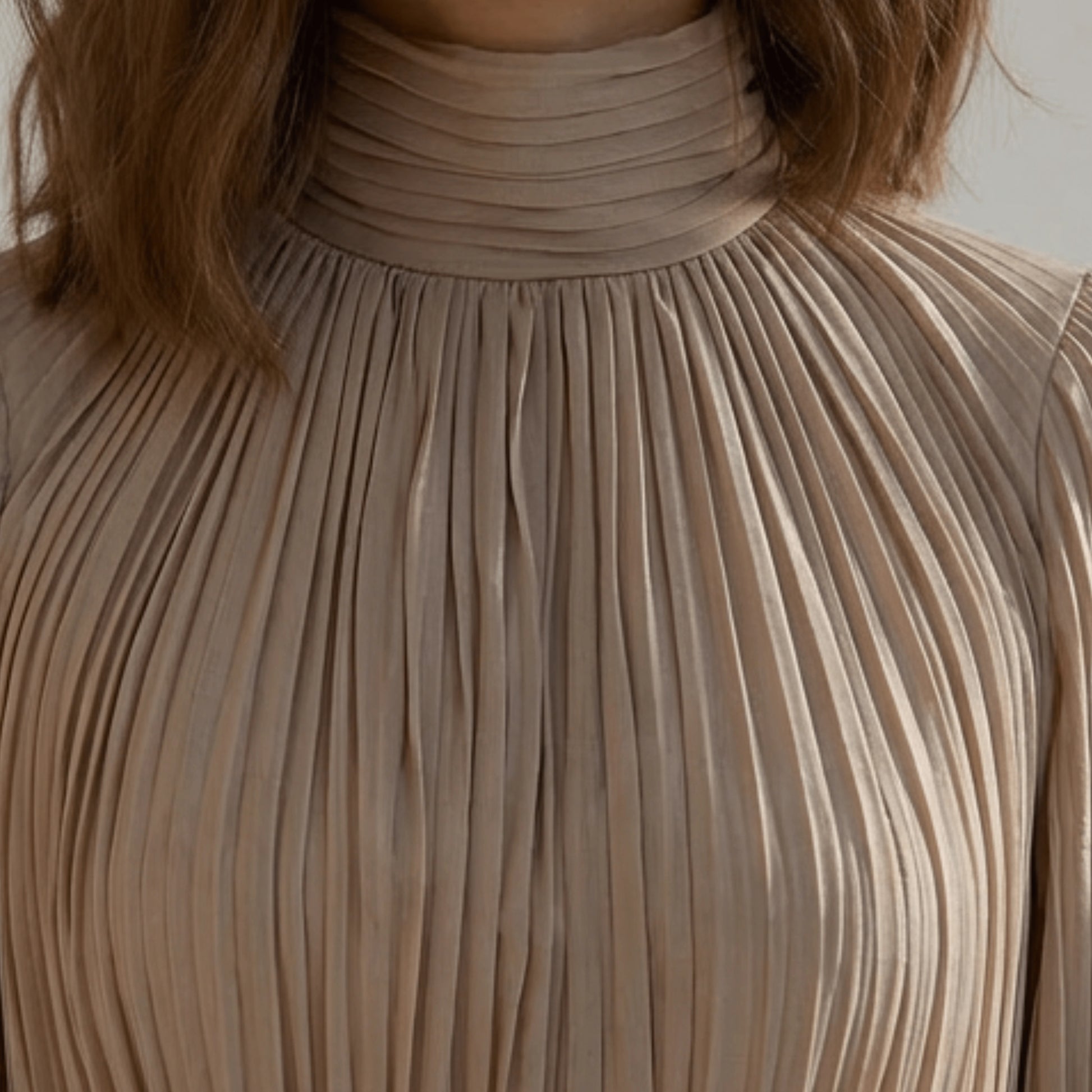 Elegant Pleated Maxi Dress_biege