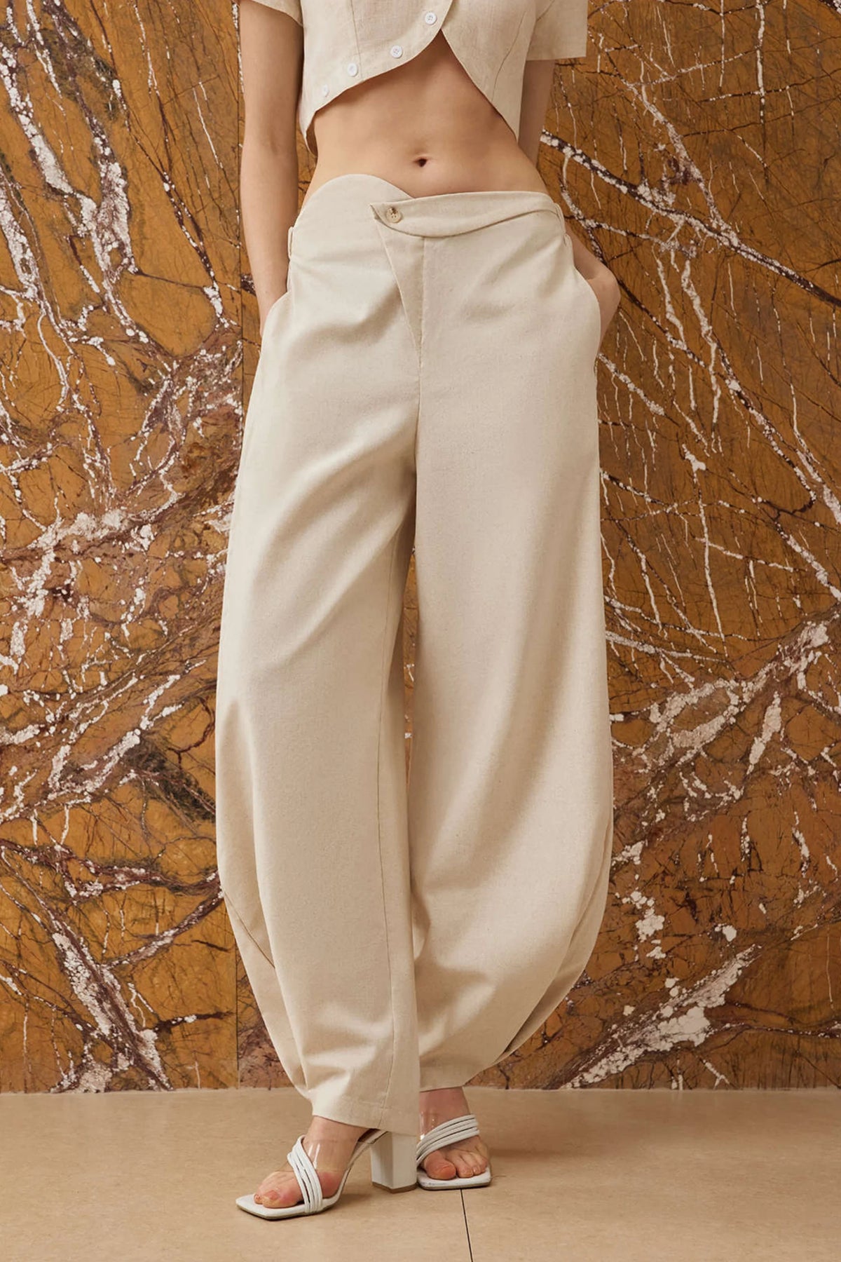 High-Waist Lantern Wide-Leg Pants Off White