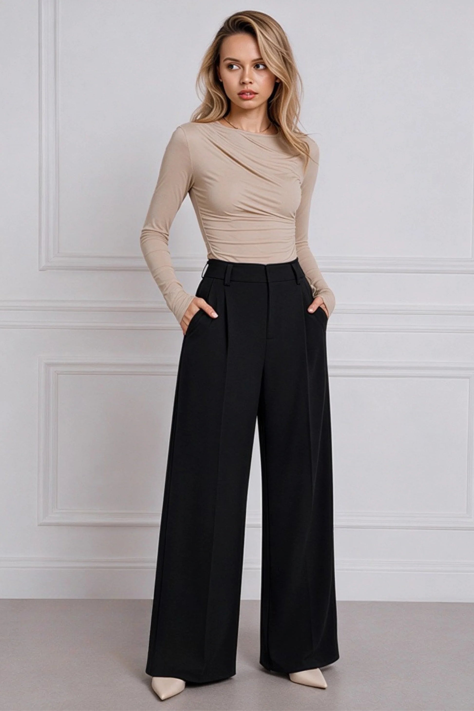 High-Waist Wide-Leg Pleated Pants – black