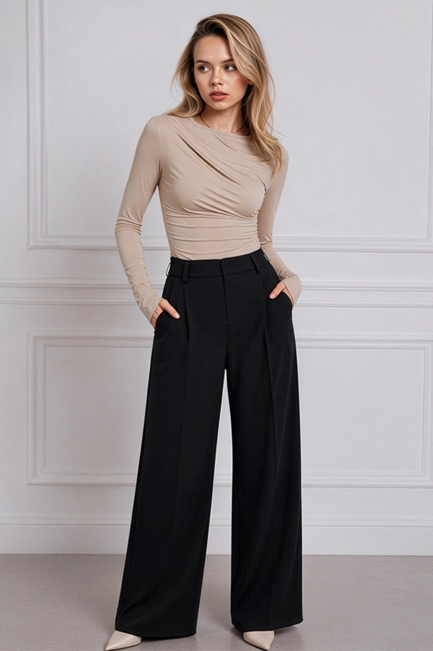 High-Waist Wide-Leg Pleated Pants – black