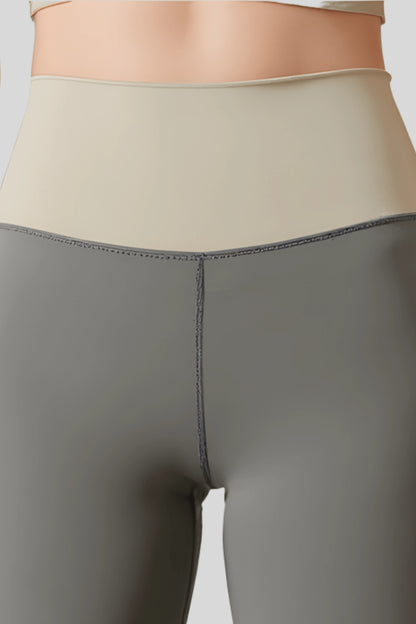 High_waisted_Flare_Pants_Crossover_Waist_Verdant_Green