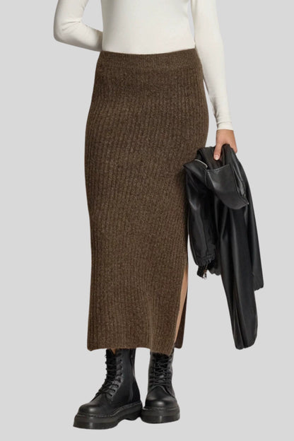 Ribbed Knit Midi Skirt with Side Slit – Brown Brown