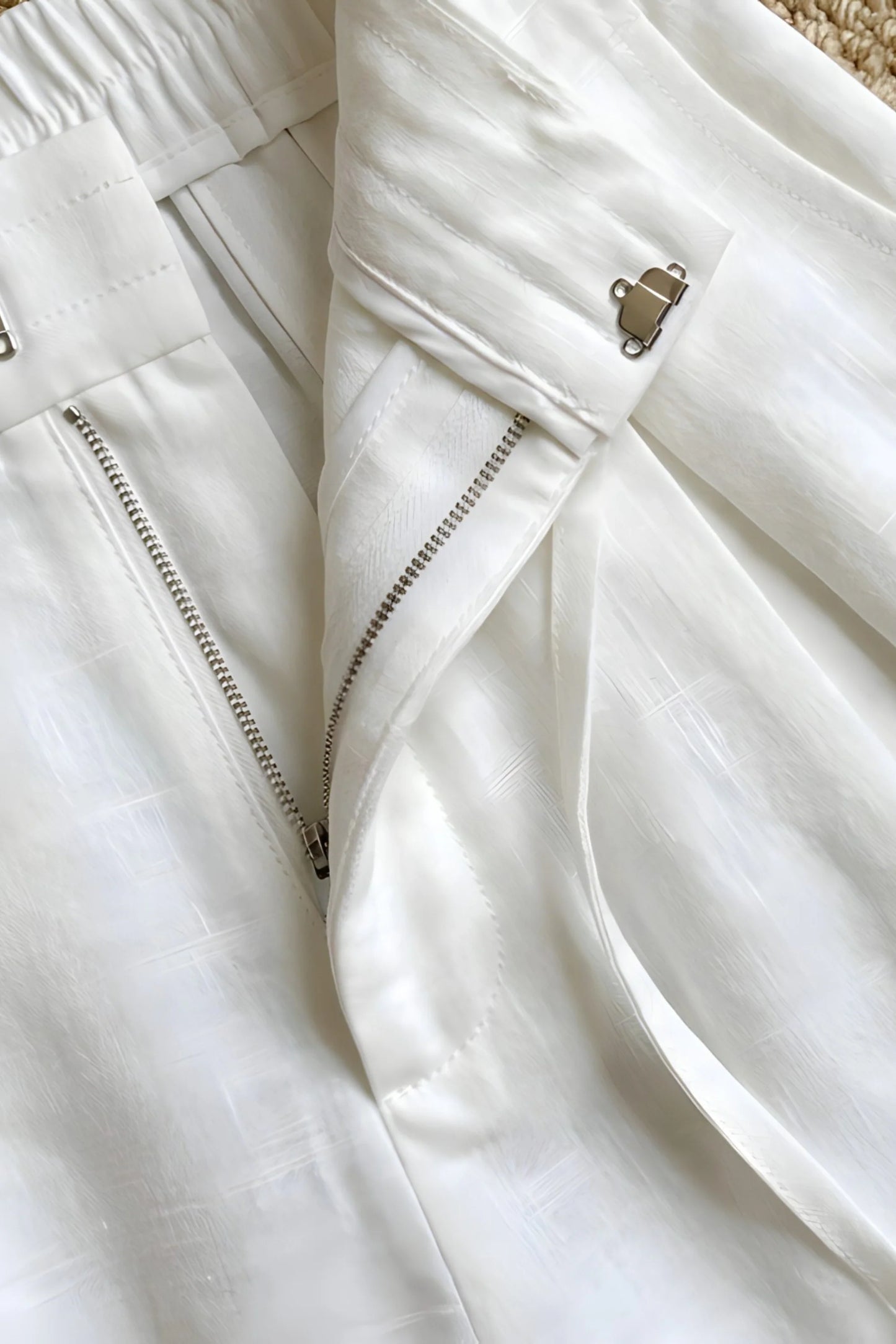 White Wide-Leg Linen-Blend Drawstring High-Waist Trousers White
