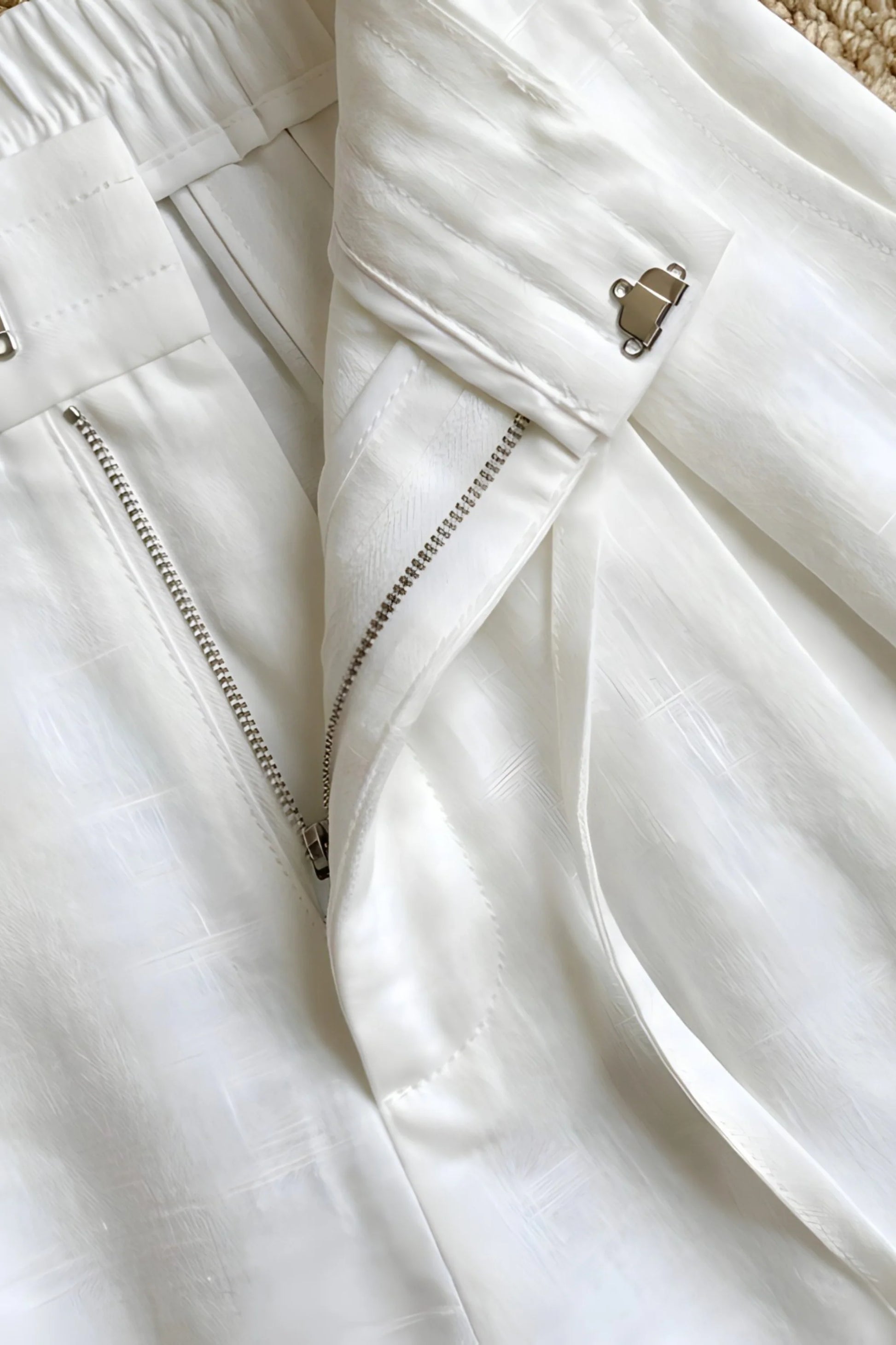 White Wide-Leg Linen-Blend Drawstring High-Waist Trousers White
