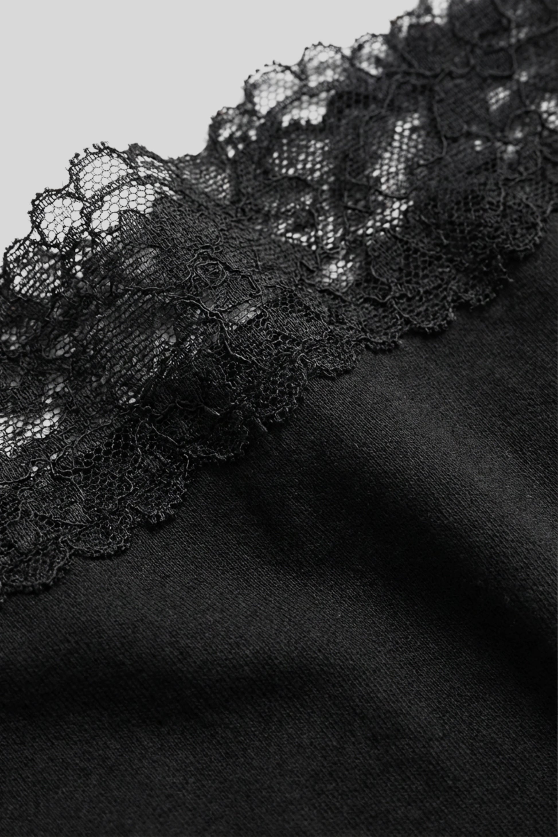 Black Lace Crop Top Size: